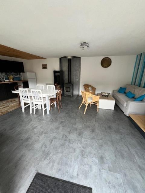 Jolie Maison De Campagne, Compostelle Soleymieux Εξωτερικό φωτογραφία