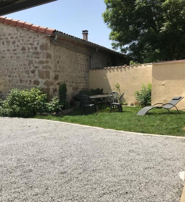 Jolie Maison De Campagne, Compostelle Soleymieux Εξωτερικό φωτογραφία